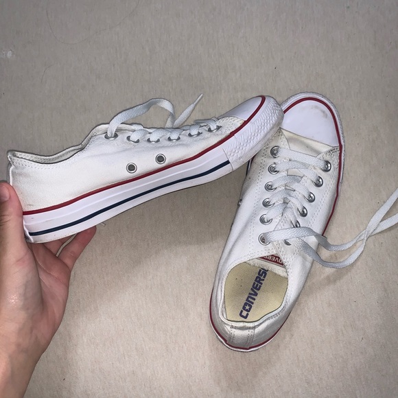 Converse - Picture 2 of 8